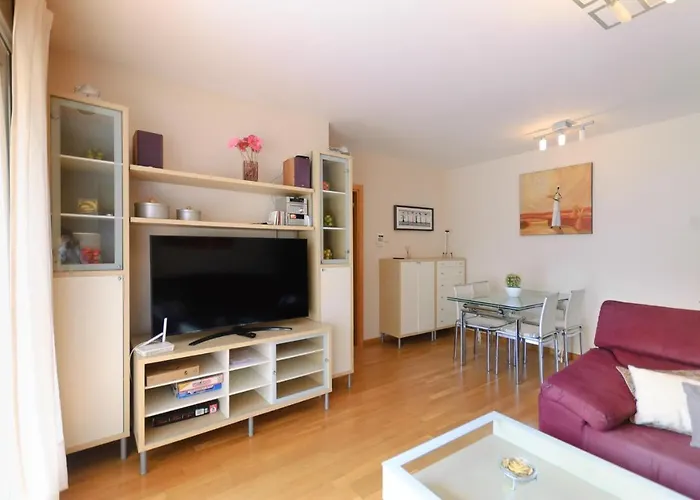 Lets Holidays Beautiful With Pool Tossa 2 Appartement