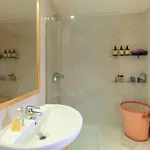 Lets Holidays Beautiful With Pool Tossa 2 Apartamento